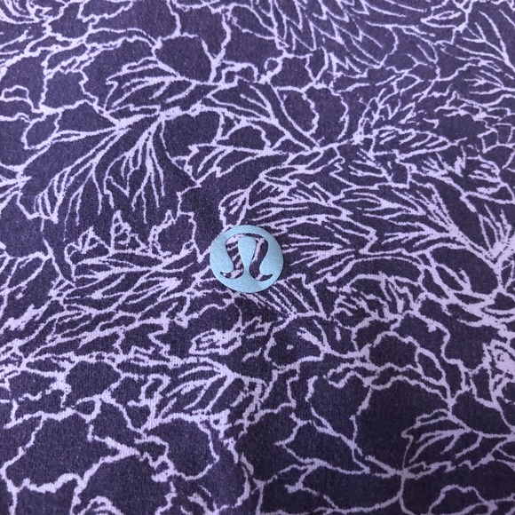 Lululemon Align Crop 21” Sz 2 - Picture 4 of 8